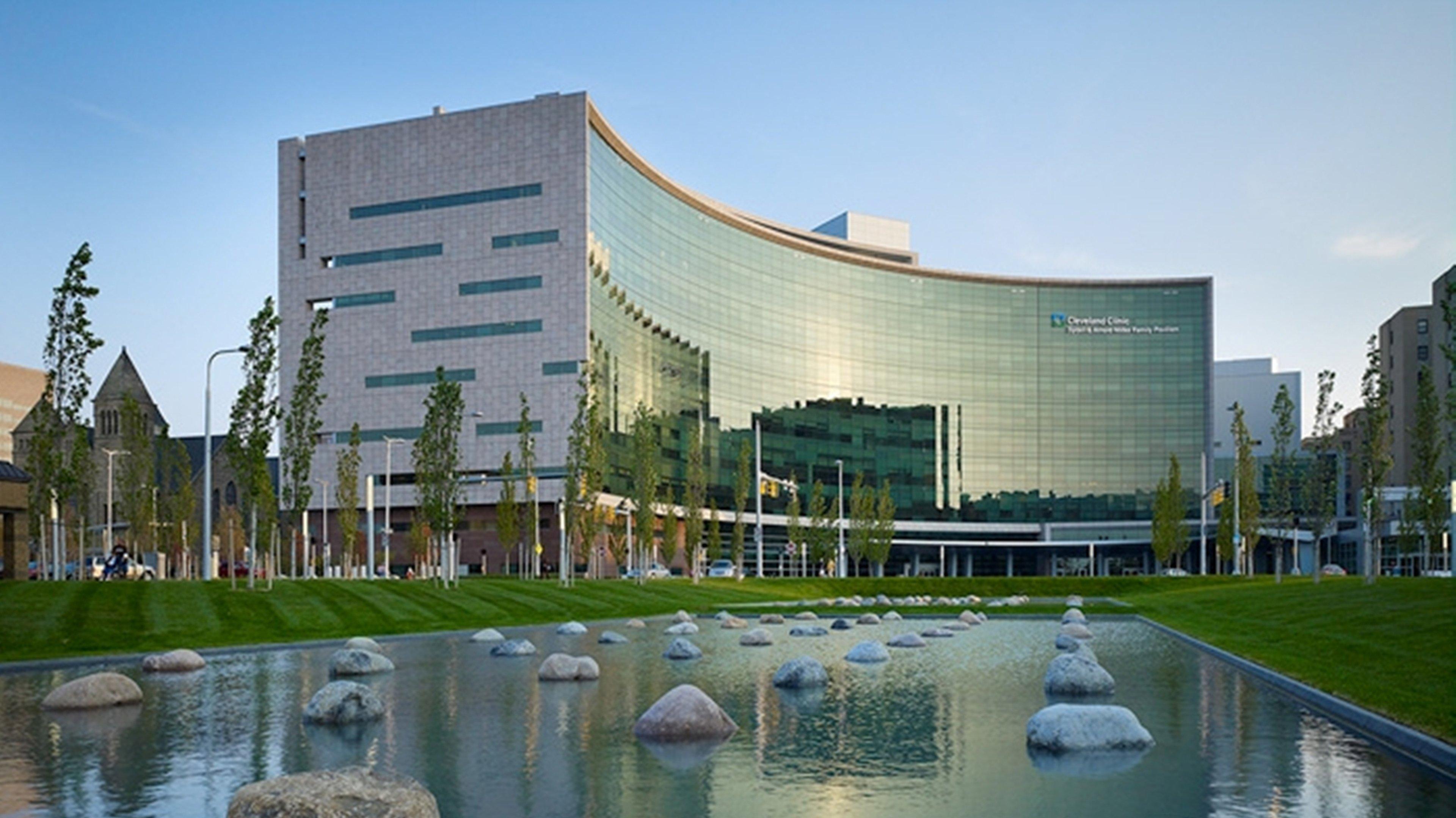 InterContinental Suites Hotel Clevel& Cleveland Exterior foto