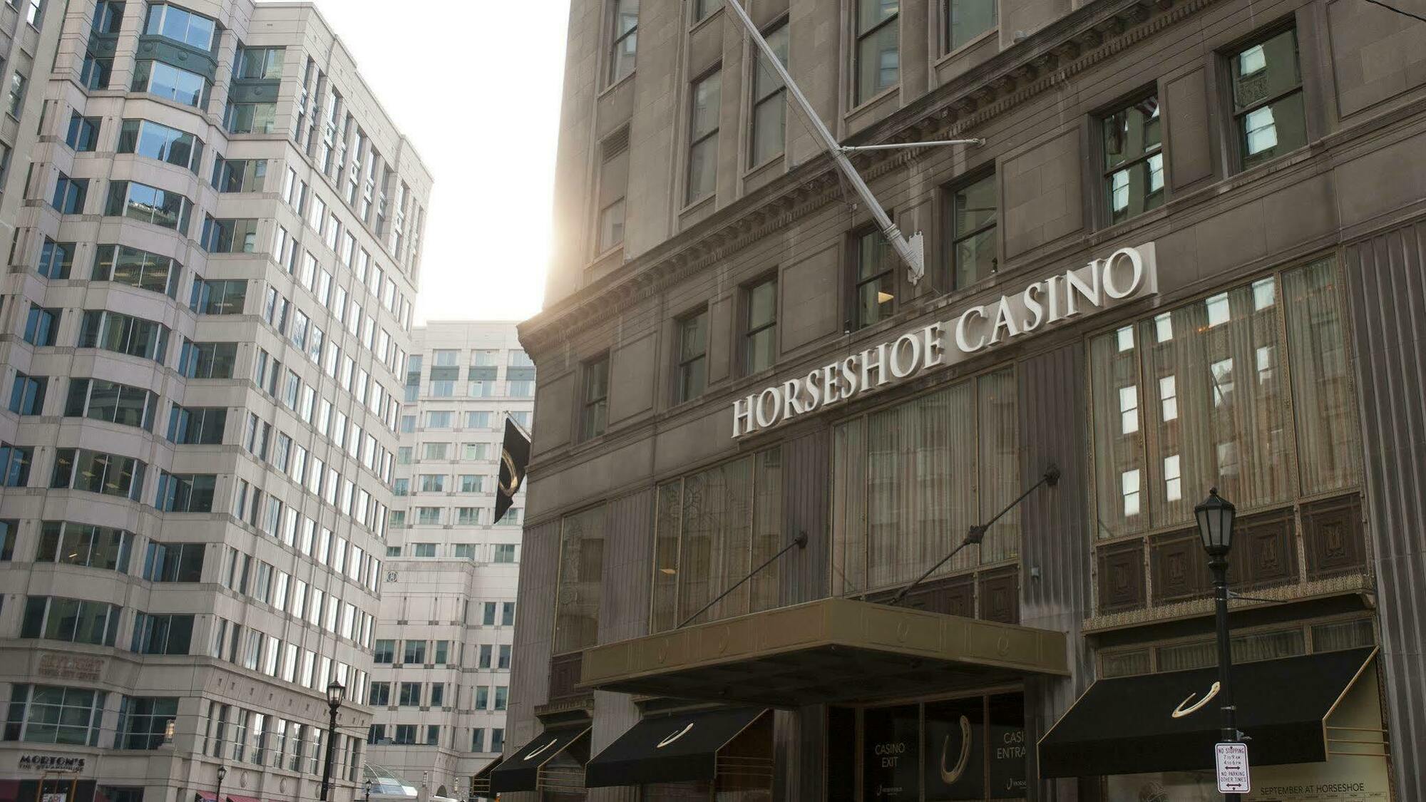 InterContinental Suites Hotel Clevel& Cleveland Exterior foto